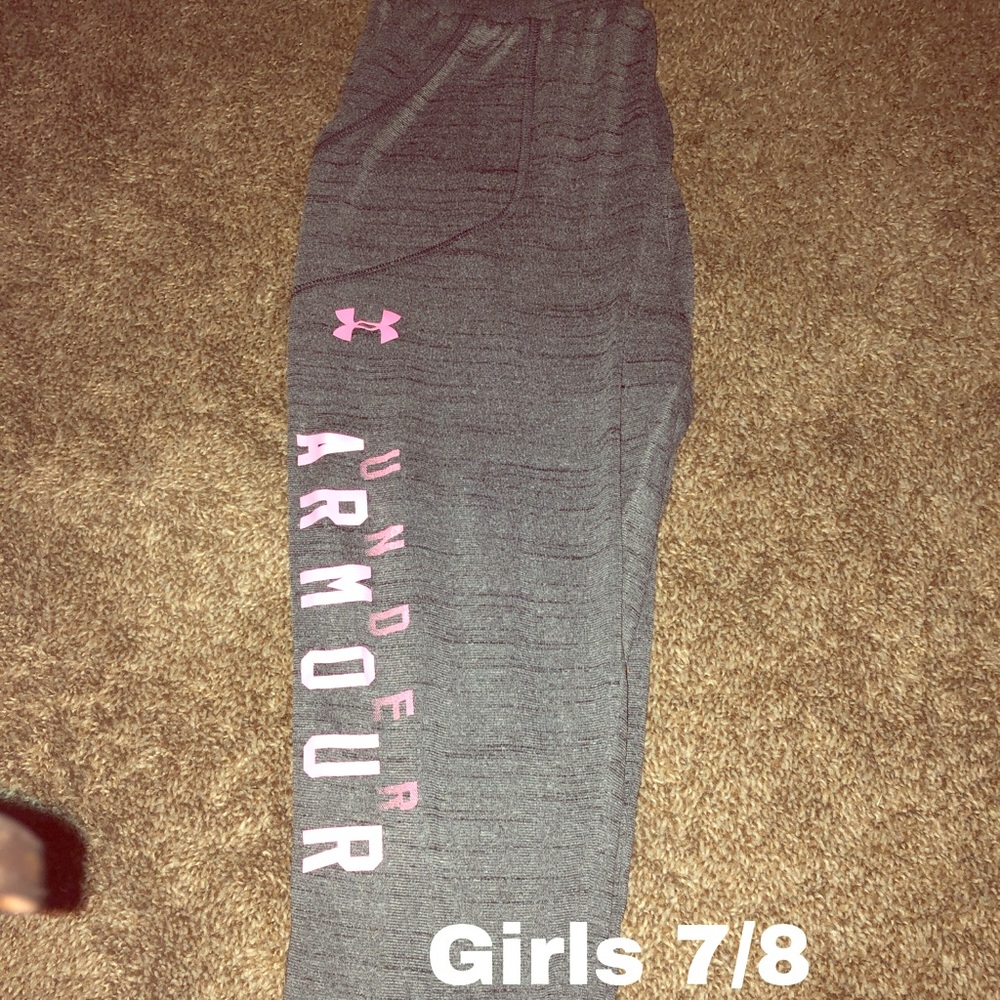 Girls UA capris